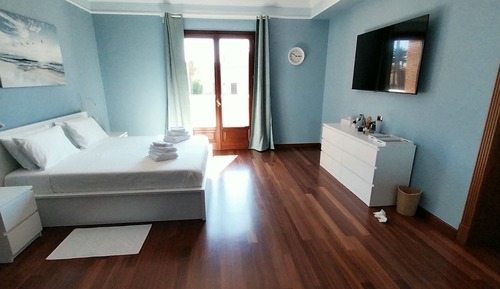 Deluxe Double Room, Garden View