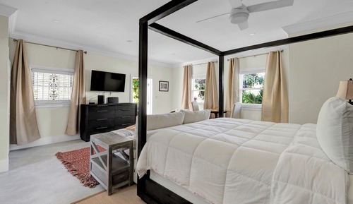 One-Bedroom Studio
