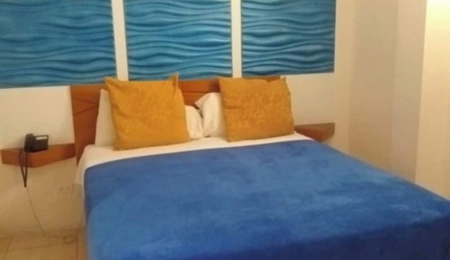 Standard Quadruple Room, City View