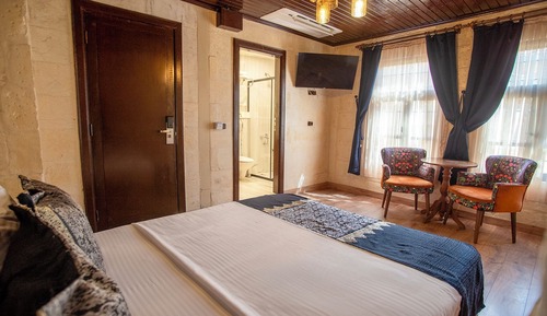 Classic Double Room, City View