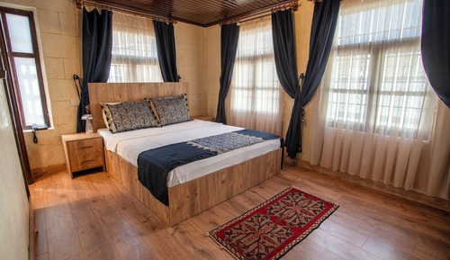Classic Double Room, Courtyard View