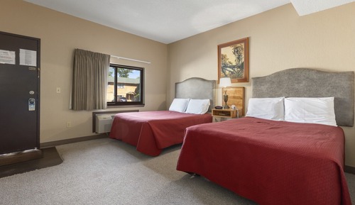 Basic Room, 2 Double Beds