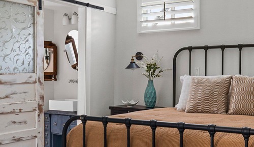 House, 1 King Bed, Patio, Mountain View
