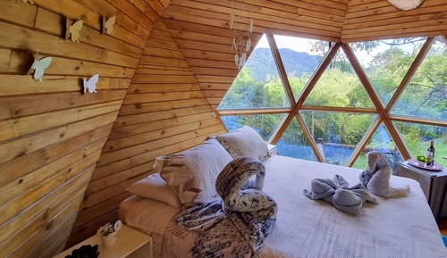 Deluxe Double Room, 1 Double Bed, Ensuite, Mountain View