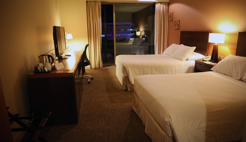 Standard Room, 2 Queen Beds, Non Smoking