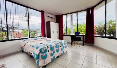 Luxury Suite, 1 Double Bed, Non Smoking, Private Bathroom