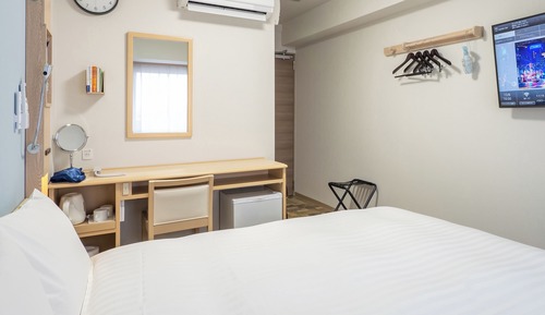 Standard Double Room, Smoking