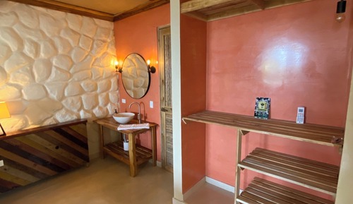 Romantic Suite, City View