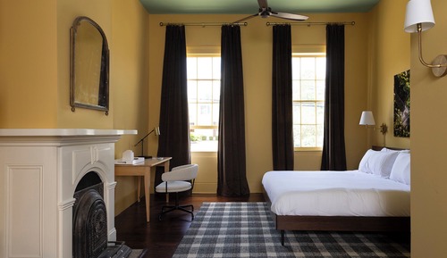 Luxury Single Room, 1 King Bed, City View