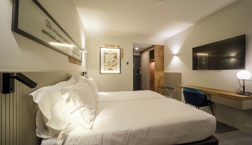 Classic Double Room, Balcony