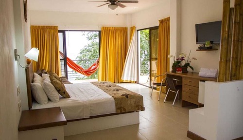 Suite, Balcony, Mountain View