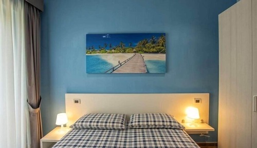 Double or Twin Room, Hill View