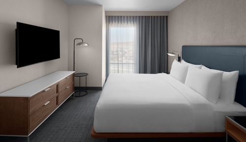 Standard Room, 1 King Bed with Sofa bed, Non Smoking (Hearing Accessible)