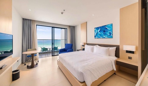 Junior Studio, 1 Queen Bed, Balcony, Sea View