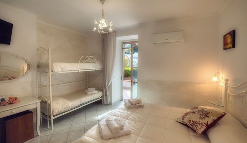 Family Quadruple Room, Garden View