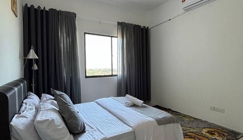 Family Condo, Balcony, City View