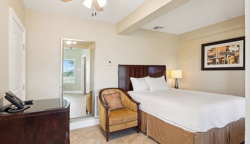 Oak Cottage Room 103