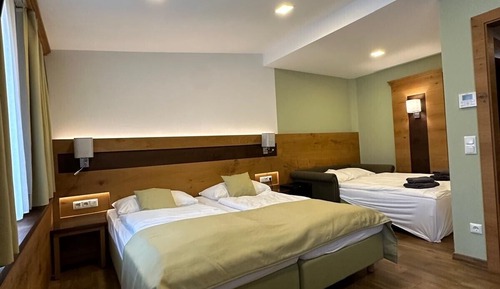 Triple Room, Balcony, Garden View