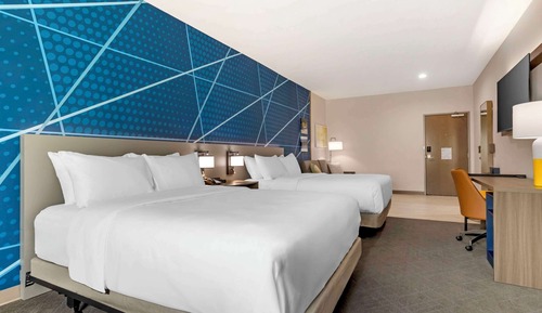 Suite, 2 Queen Beds, Accessible, Non Smoking