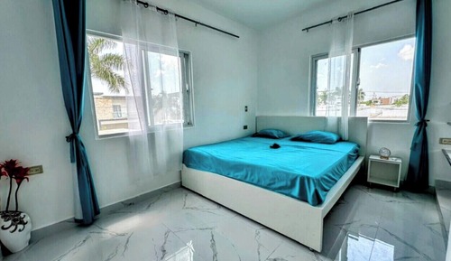 Basic Room, Pool View