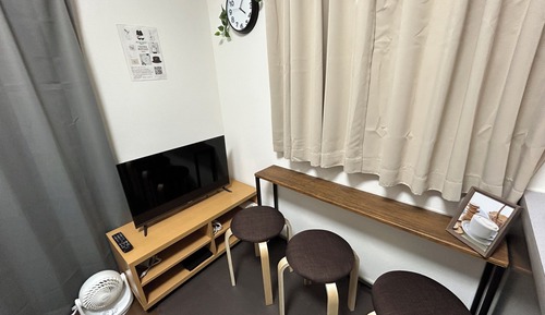 Basic Apartment, Lanai, City View