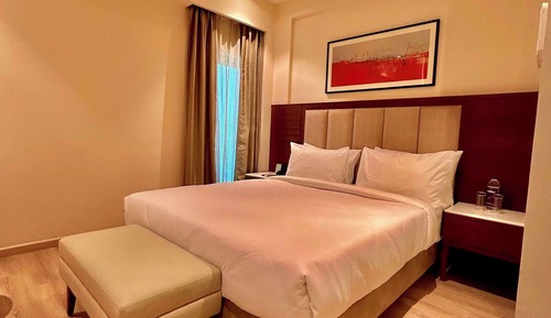 Standard Room, 1 Queen Bed, Non Smoking