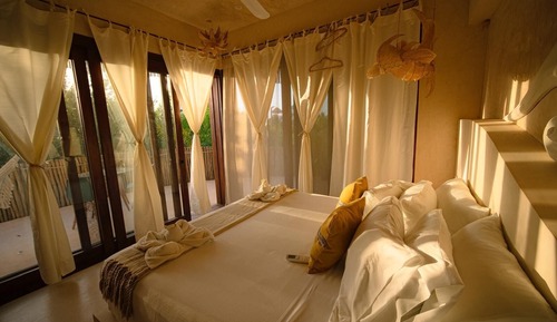 Deluxe Room, Garden View