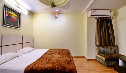 Signature Room