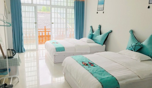 Comfort Suite, Hill View