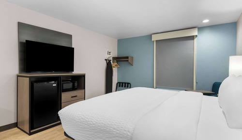 Room, 1 Queen Bed, Non Smoking