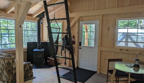 Superior Cabin, Lake View