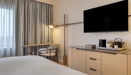 Junior Suite, 1 King Bed (Executive)