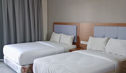 Superior Twin Room, 2 Double Beds, Non Smoking