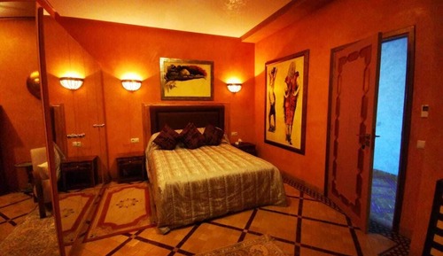 Premium Room