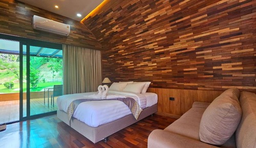 Executive Room, Balcony, River View