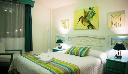 Standard Room, 1 Queen Bed, Mountain View