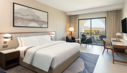 Suite, 1 King Bed, Balcony, Pool View