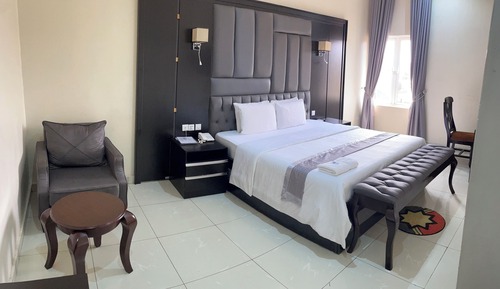 Executive Single Room, Private Bathroom, Pool View