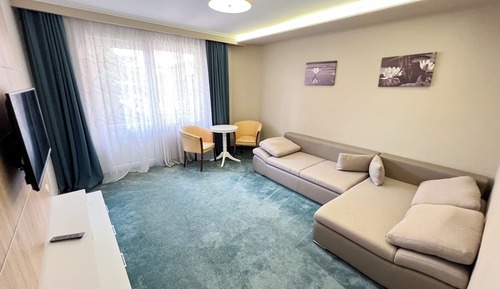 Apartment, Balcony, Pool View