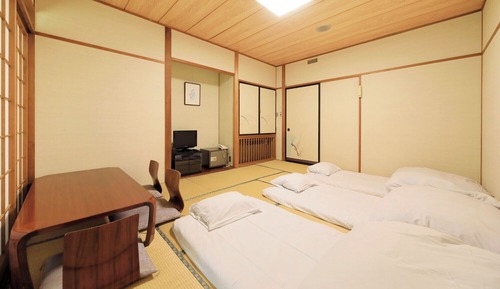 Riverside 10Tatami-mats: Standard Japanese-style room with a good view (Non-smoking, with shower)