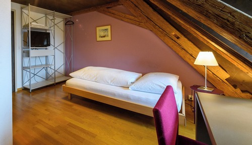 Economy Single Room