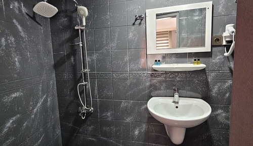 Deluxe Dört Kisilik Oda - Kahvalti Hariç