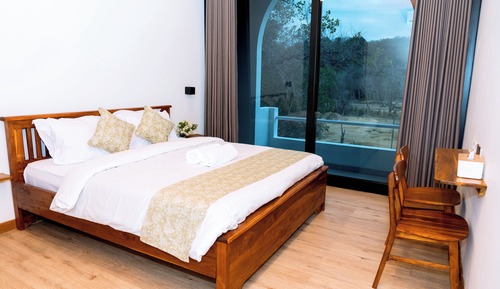 Family Villa, Multiple Bedrooms, Mountain View