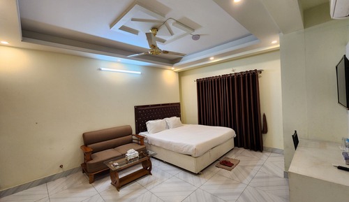 Economy Room, City View