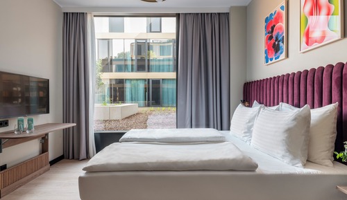 Medium Room - Accessible