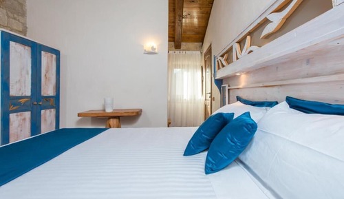 Double Room Single Use, Garden View