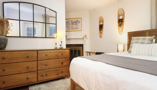 Classic Room, Multiple Beds, Non Smoking, Private Bathroom