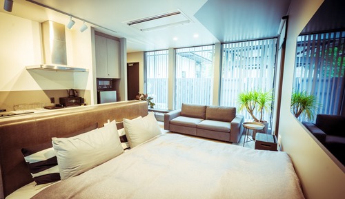Western Style Sauna Villa [SLIT]