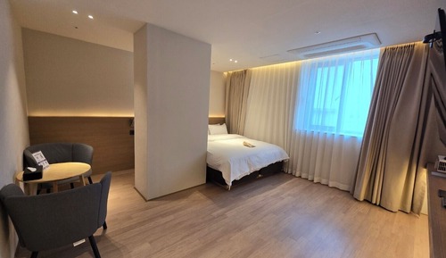 Signature Double Room, 1 King Bed