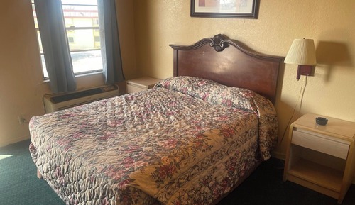 Room, 1 Queen Bed, Smoking